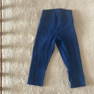 Lululemon lemon cropped leggings in navy